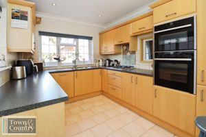 ALBERT ROAD- click for photo gallery